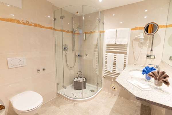 1 Double Bed, Superior Room, Mountain View, Balcony, Flat Screen Television, Mini Bar, Free W-Lan, Full Breakfast