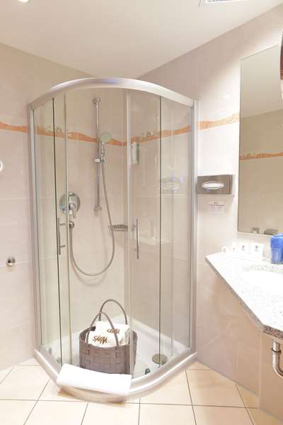 1 Double Bed, Comfort Room, Balcony Or Terrace, Flat Screen Television, Mini Bar, Free W-Lan, Full Breakfast