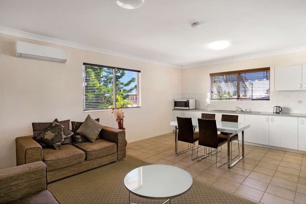 Best Western Kimba Lodge Motel-guestroom-Guest Room,Suite,Indoor/Interior,On-Site.jpg