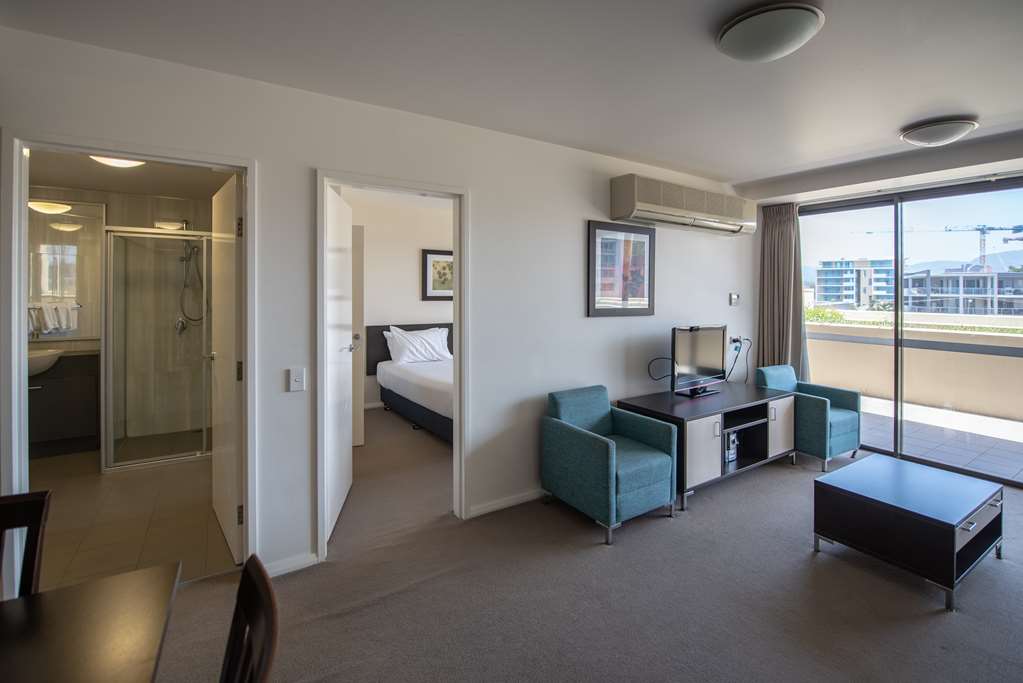 Best Western City Sands-guestroom-Guest Room,On-Site.jpg