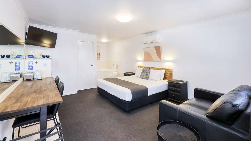 Best Western Caboolture Gateway Motel-guestroom-Guest Room,On-Site.jpg