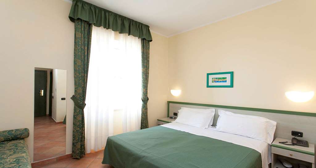 Best Western Hotel La Conchiglia-guestroom-Guest Room,Indoor/Interior,On-Site.jpg