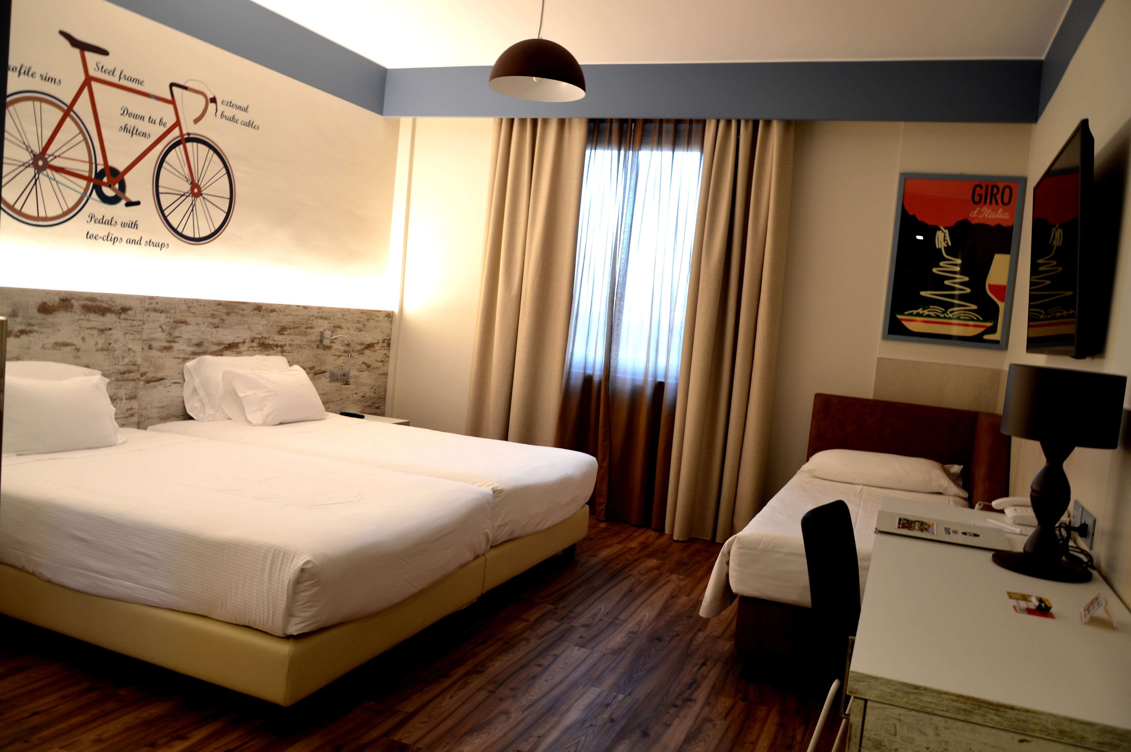Best Western Plus Soave Hotel Room Type - 2 Single Beds, Non-Smoking, Comfort Room, Sofabed For One Person Best Western Plus Soave Hotel Room Type - 2 Single Beds, Non-Smoking, Comfort Room, Sofabed For One Person