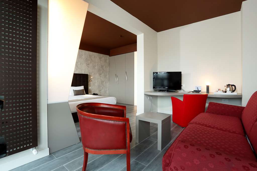 Best Western Hotel Continental-guestroom-Guest Room,Indoor/Interior,On-Site.jpg