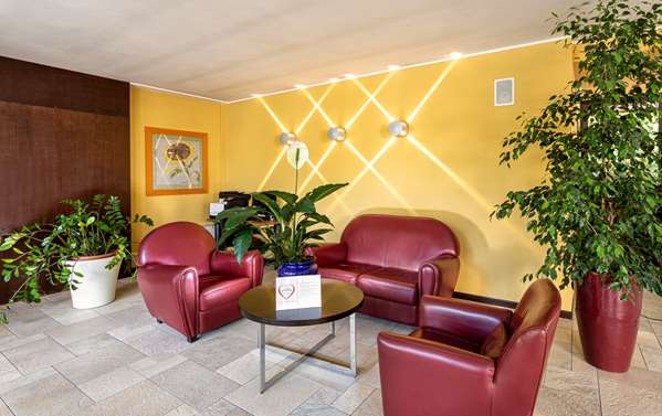 On-Site,Bar/Lounge