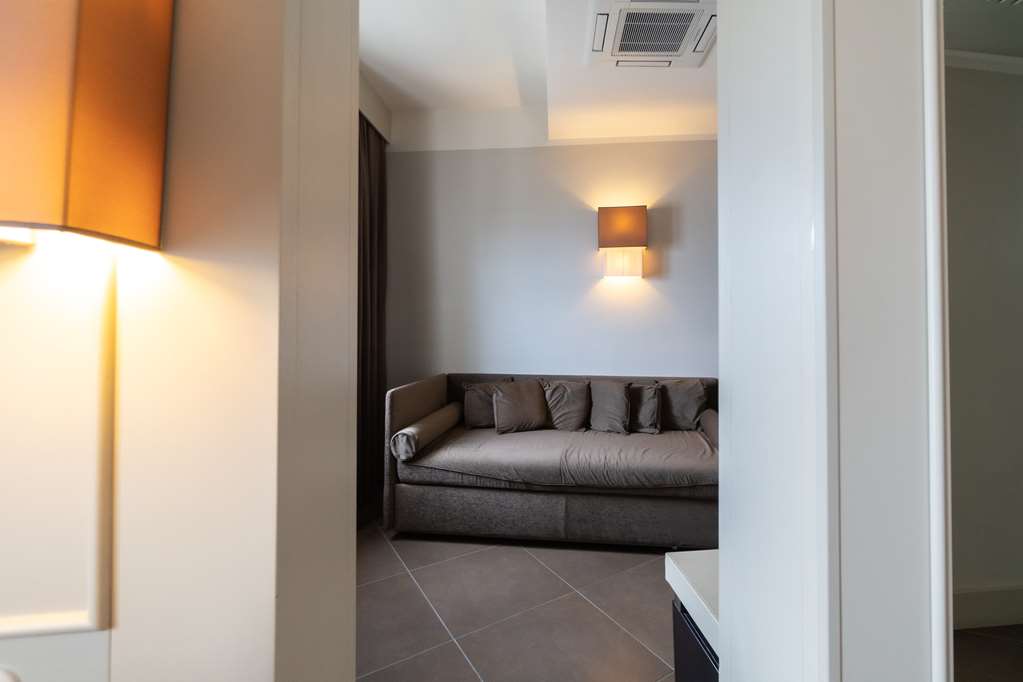 Best Western Plus Hotel Perla del Porto-guestroom-Guest Room,On-Site.jpg