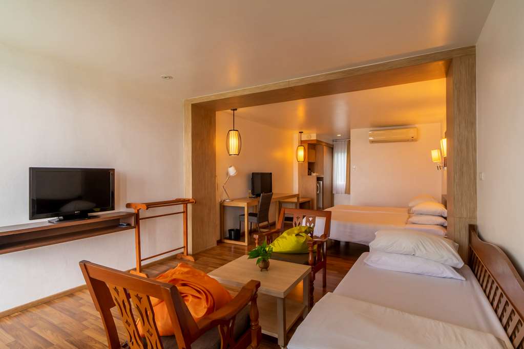 Best Western Phuket Ocean Resort-guestroom-Guest Room,On-Site.jpg