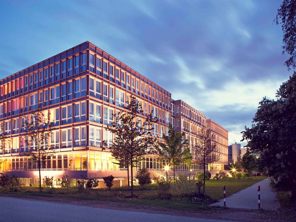Mercure Muenchen Ost Messe - Tap to explore photos