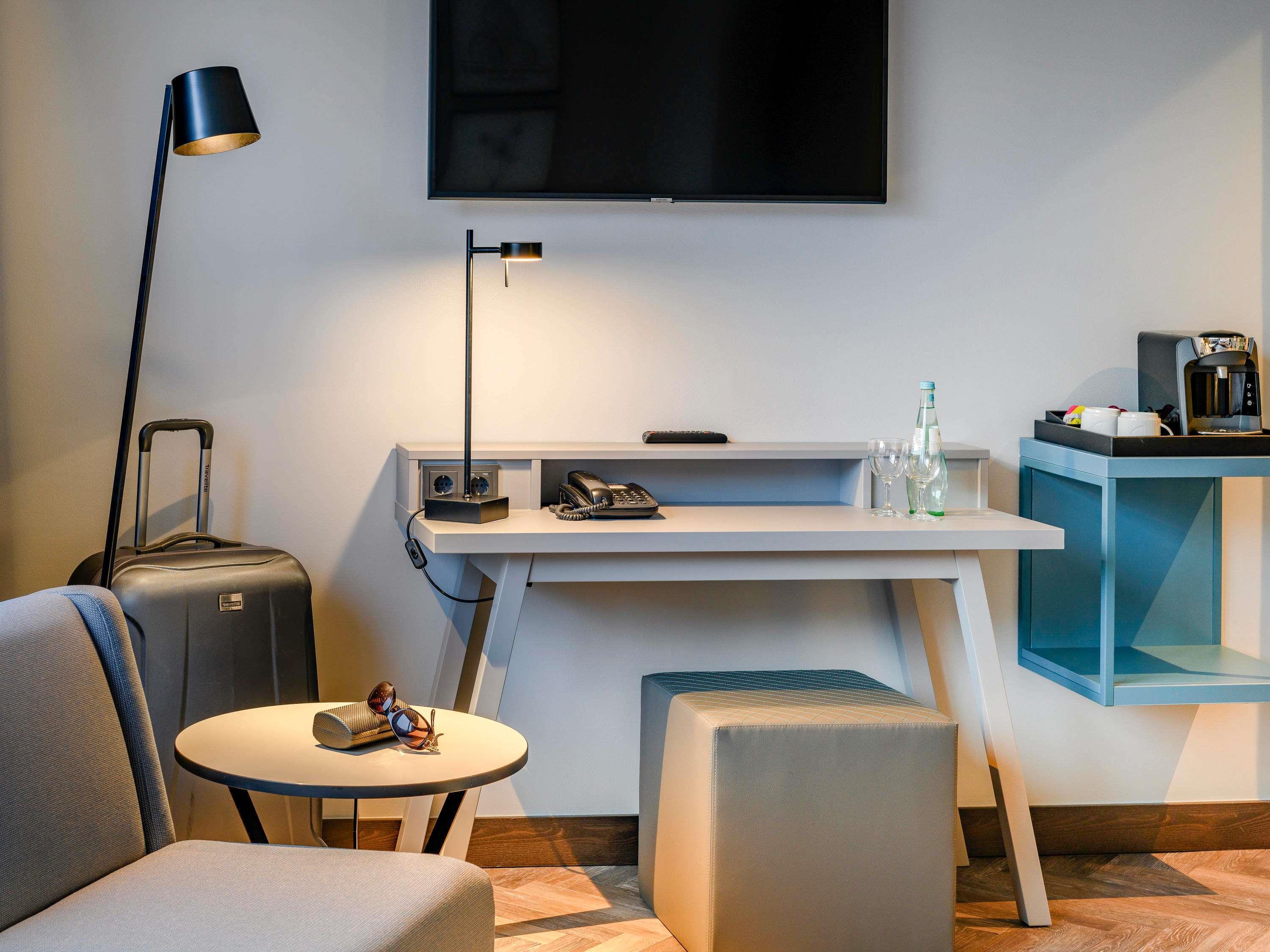 Mercure Hotel Dortmund Centrum Room Type - Standard Room with king-size bed or twin beds