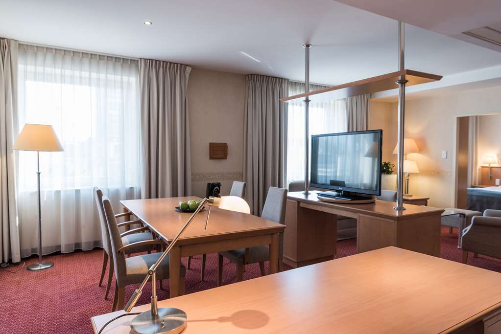 Scandic Gdansk-guestroom-Guest Room,Suite,On-Site.jpg