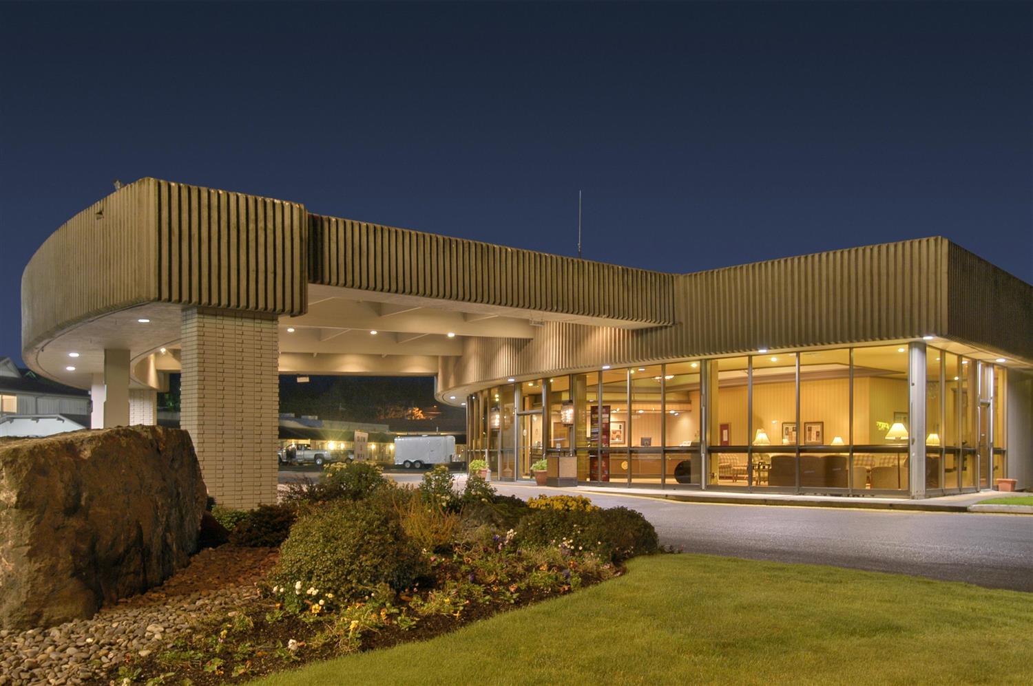 Red Lion Hotel Coos Bay, OR See Discounts