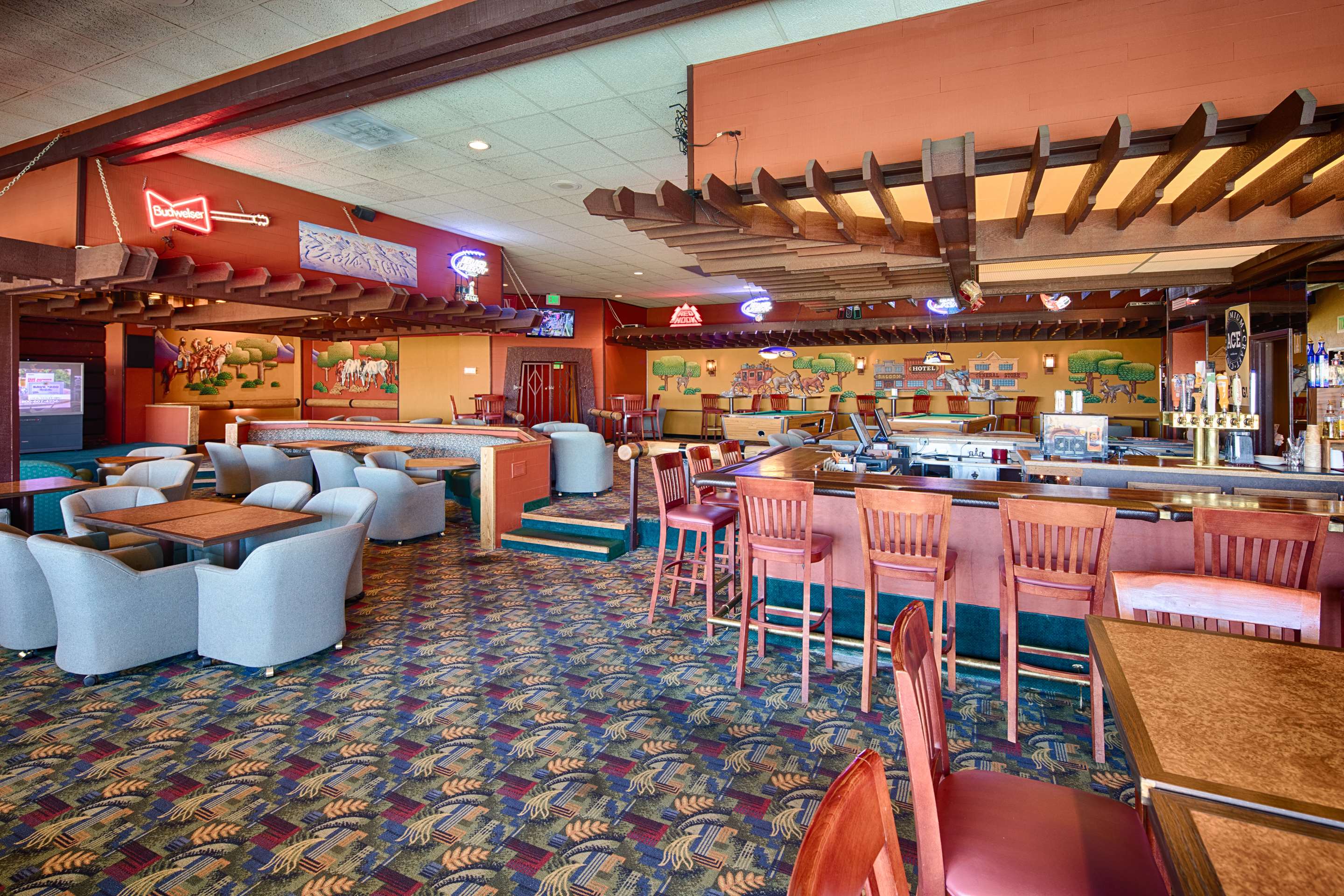 ORPEND Lounge | Red Lion Hotel Pendleton