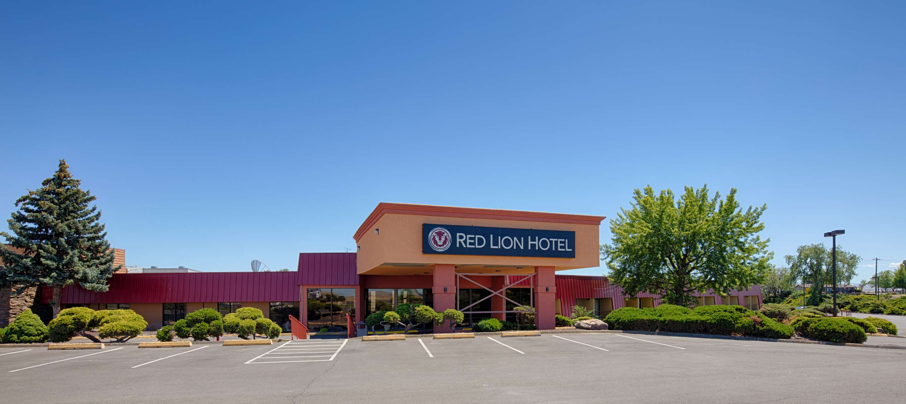 ORPEND Exterior | Red Lion Hotel Pendleton
