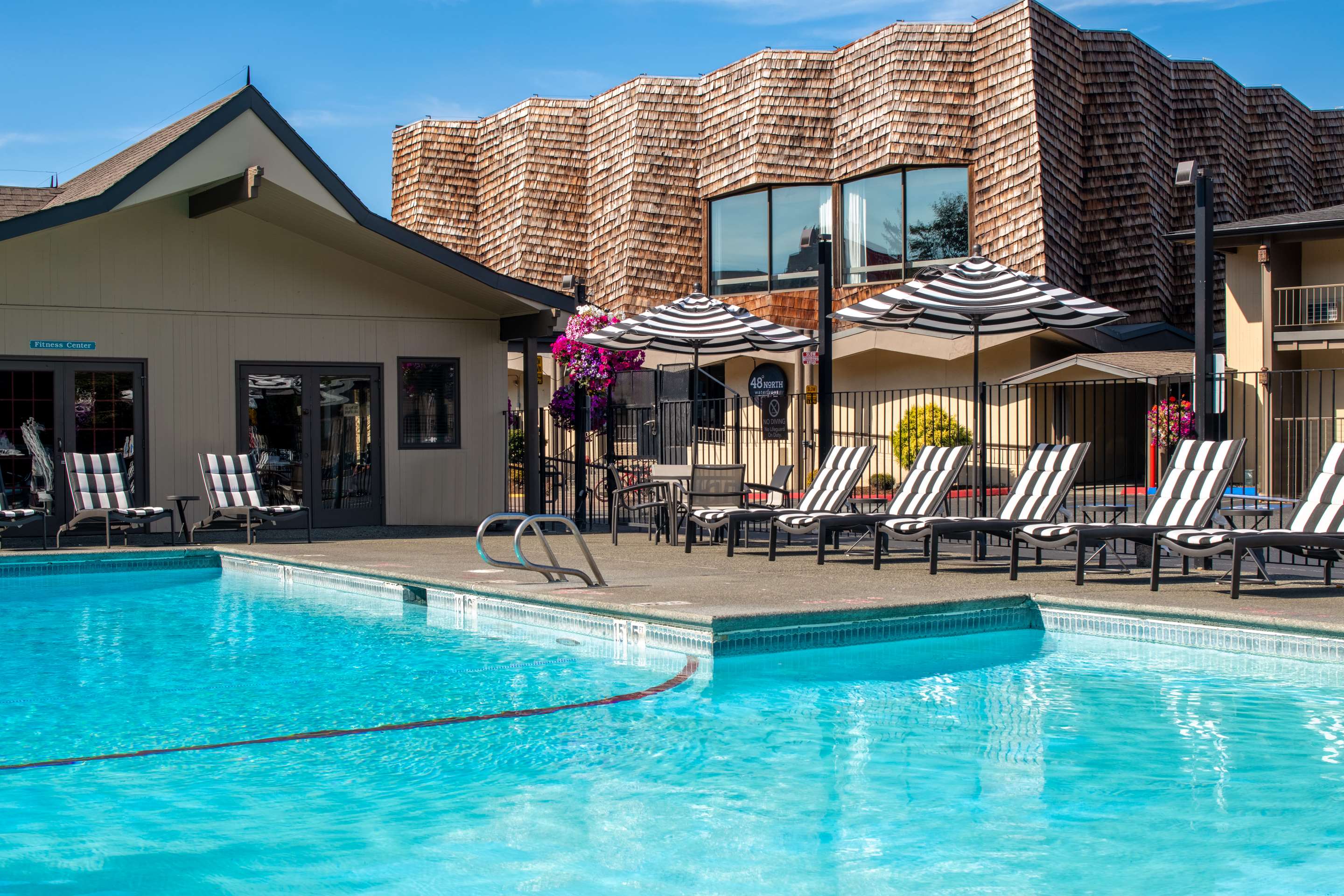 red lion port angeles pool