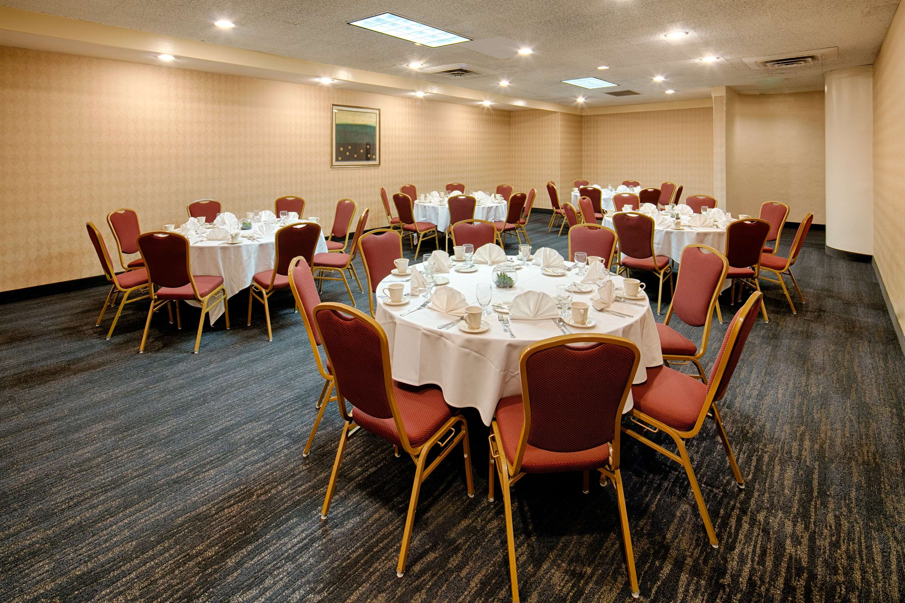 Red Lion Hotel Bellevue Ballroom