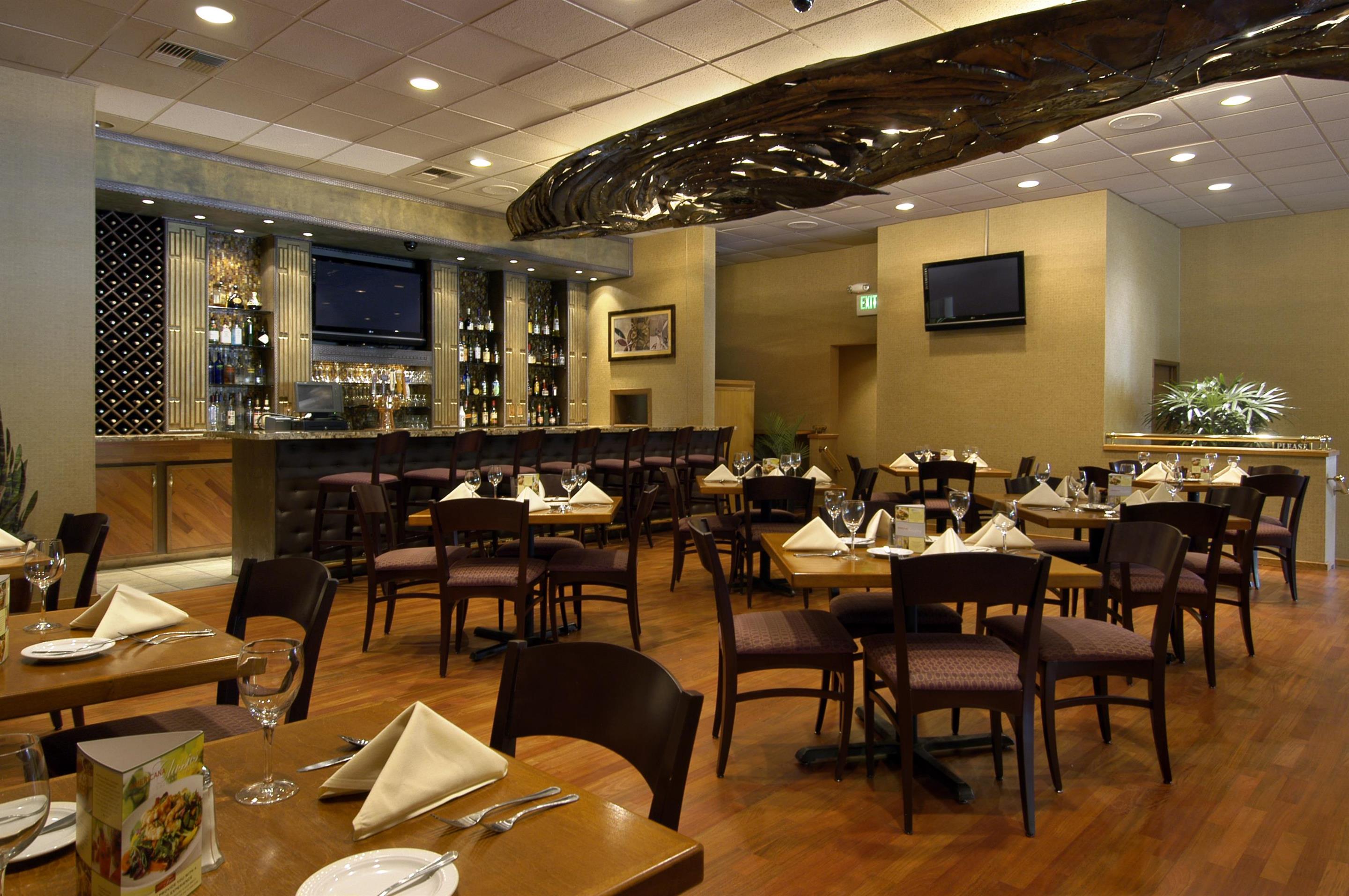 Red Lion Hotel Bellevue Restaurant