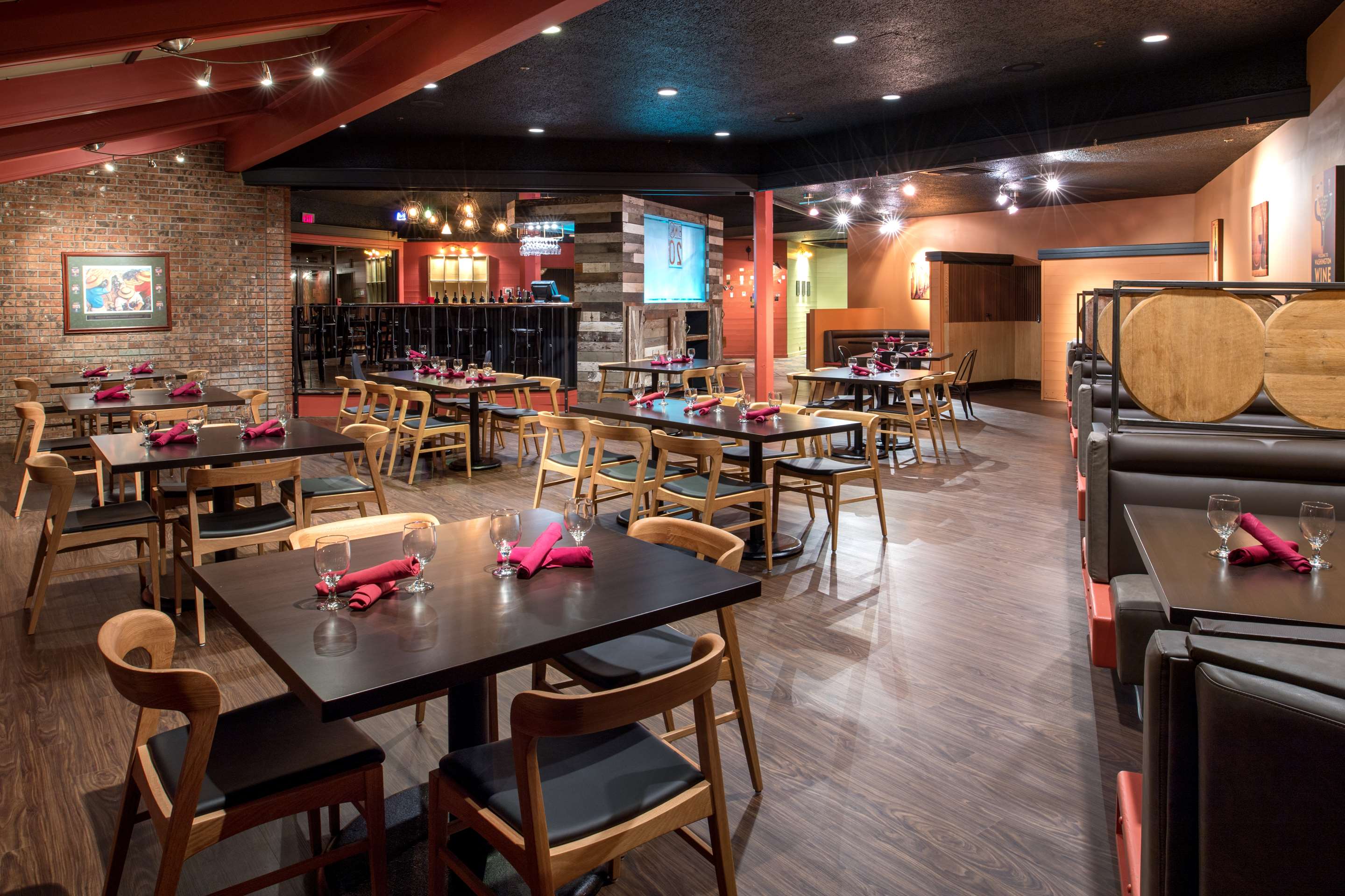 Pasco Hotel Bin No. 20 Wine Bar & Re | Red Lion Hotel Pasco Airport & Conference Center