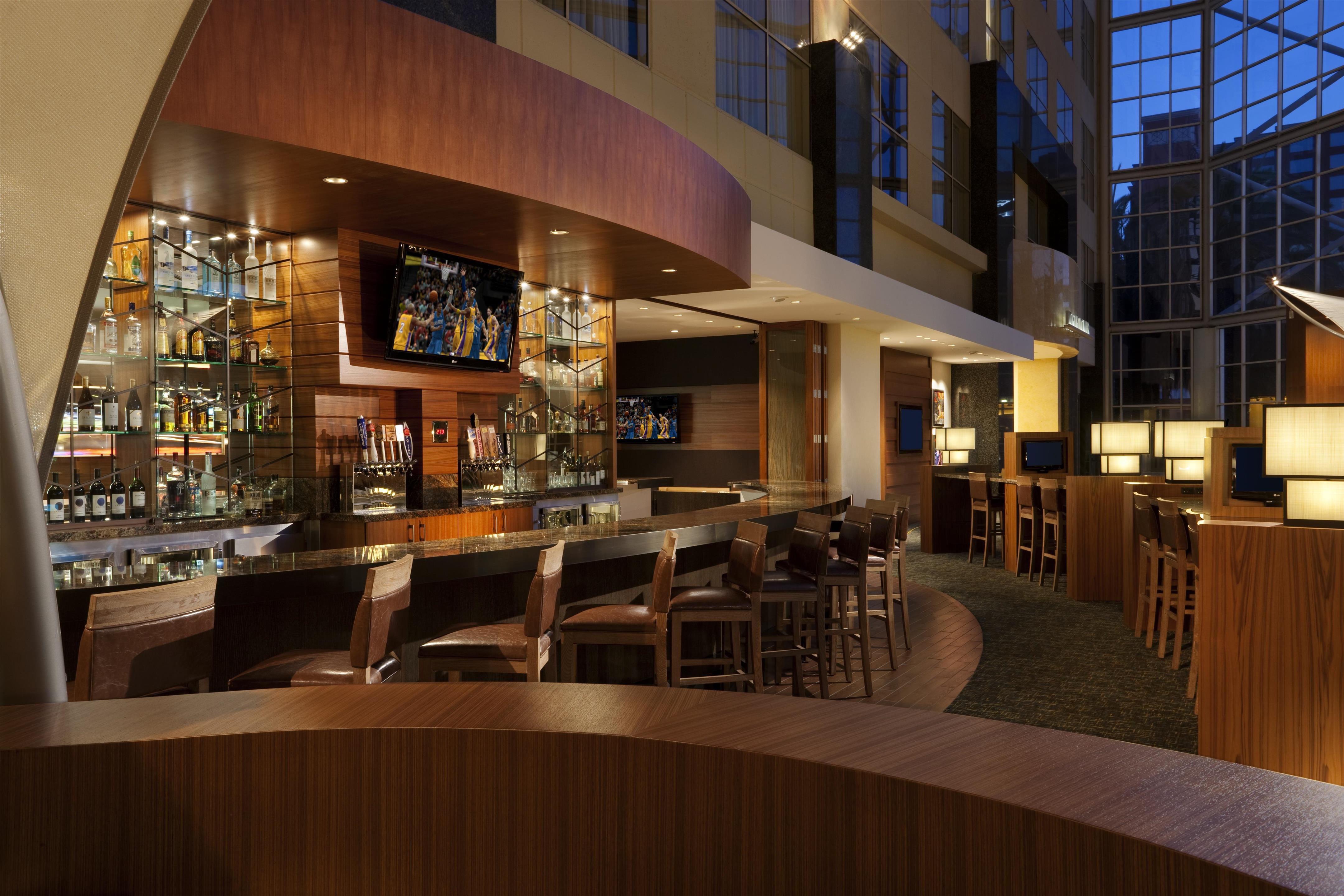 Bar Lounge | Hyatt Regency Orange County