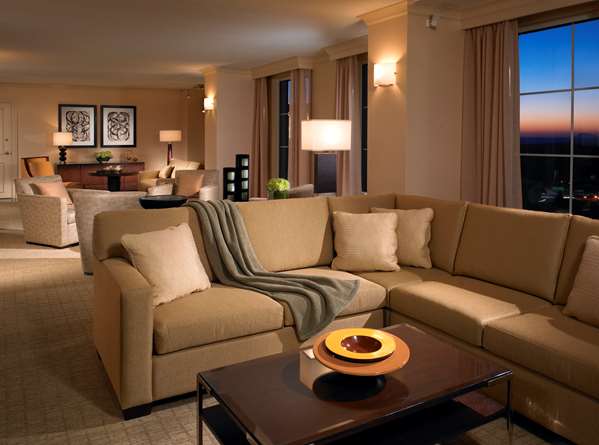 Suite - Grand Hyatt Hotel Buckhead Atlanta