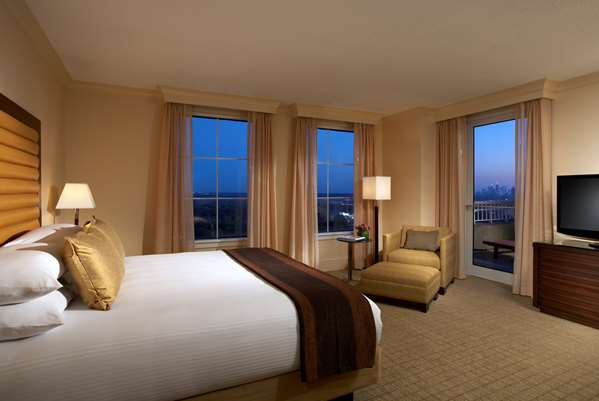 Suite - Grand Hyatt Hotel Buckhead Atlanta
