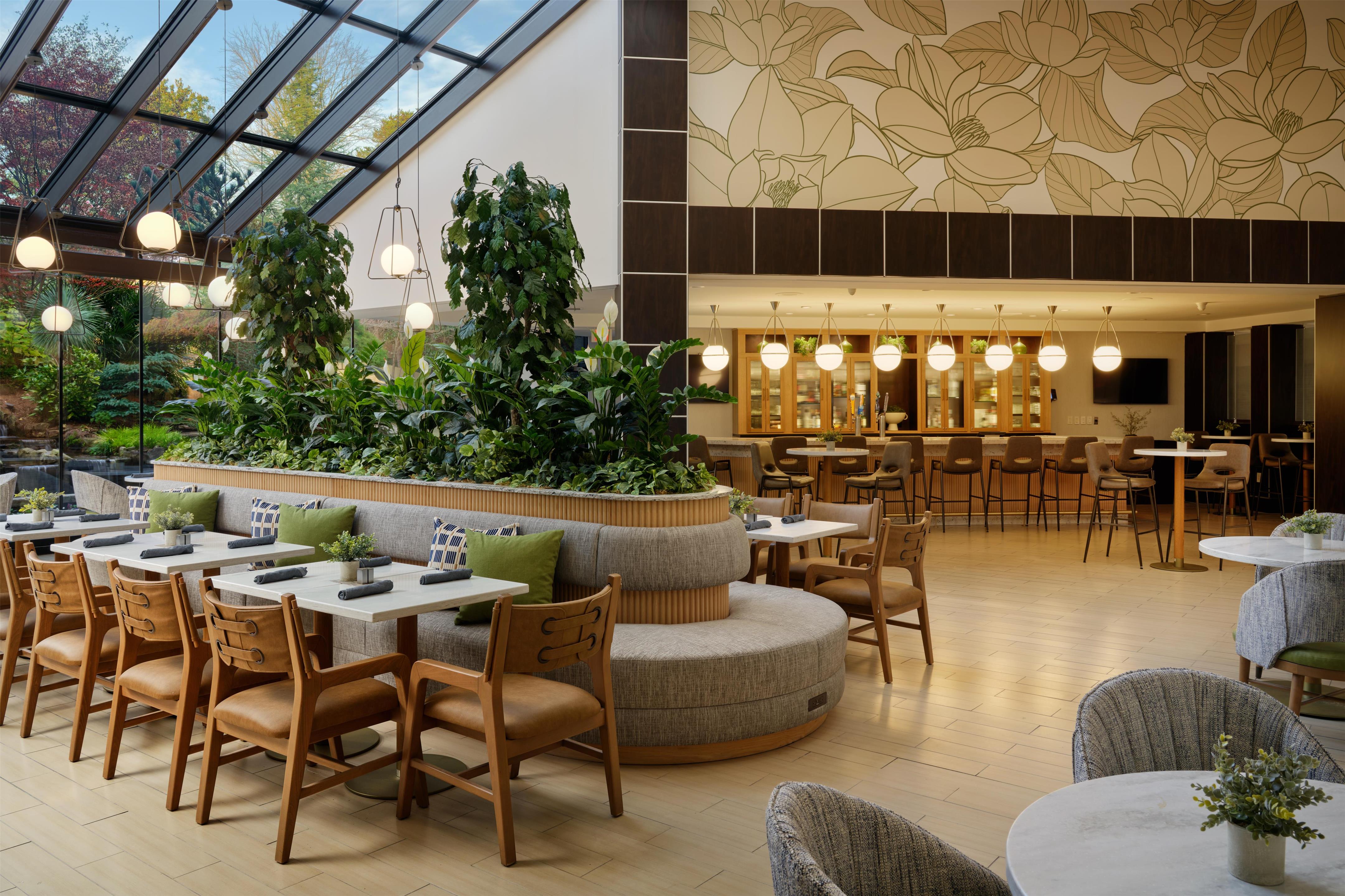Restaurant | Hyatt Regency Suites Atlanta Northwest