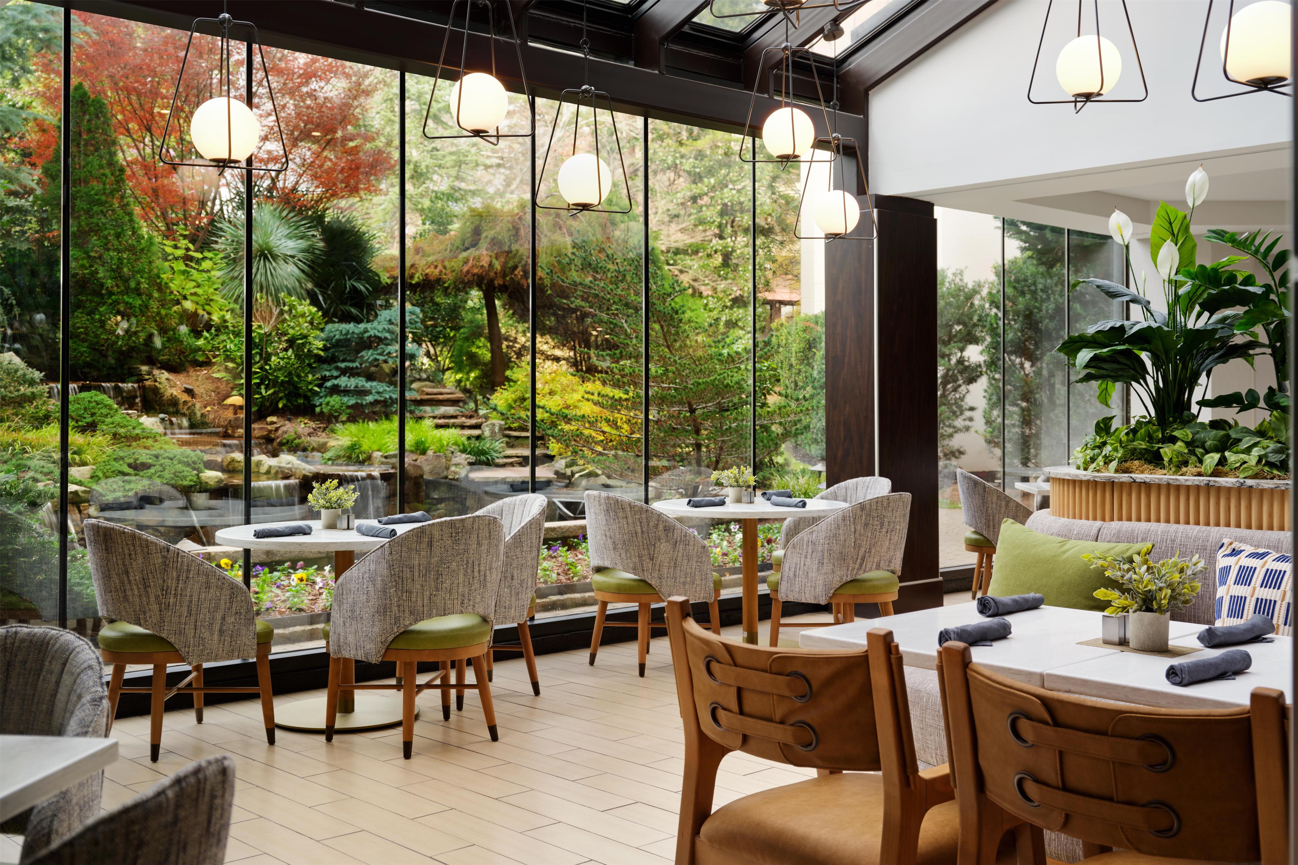 Restaurant | Hyatt Regency Suites Atlanta Northwest