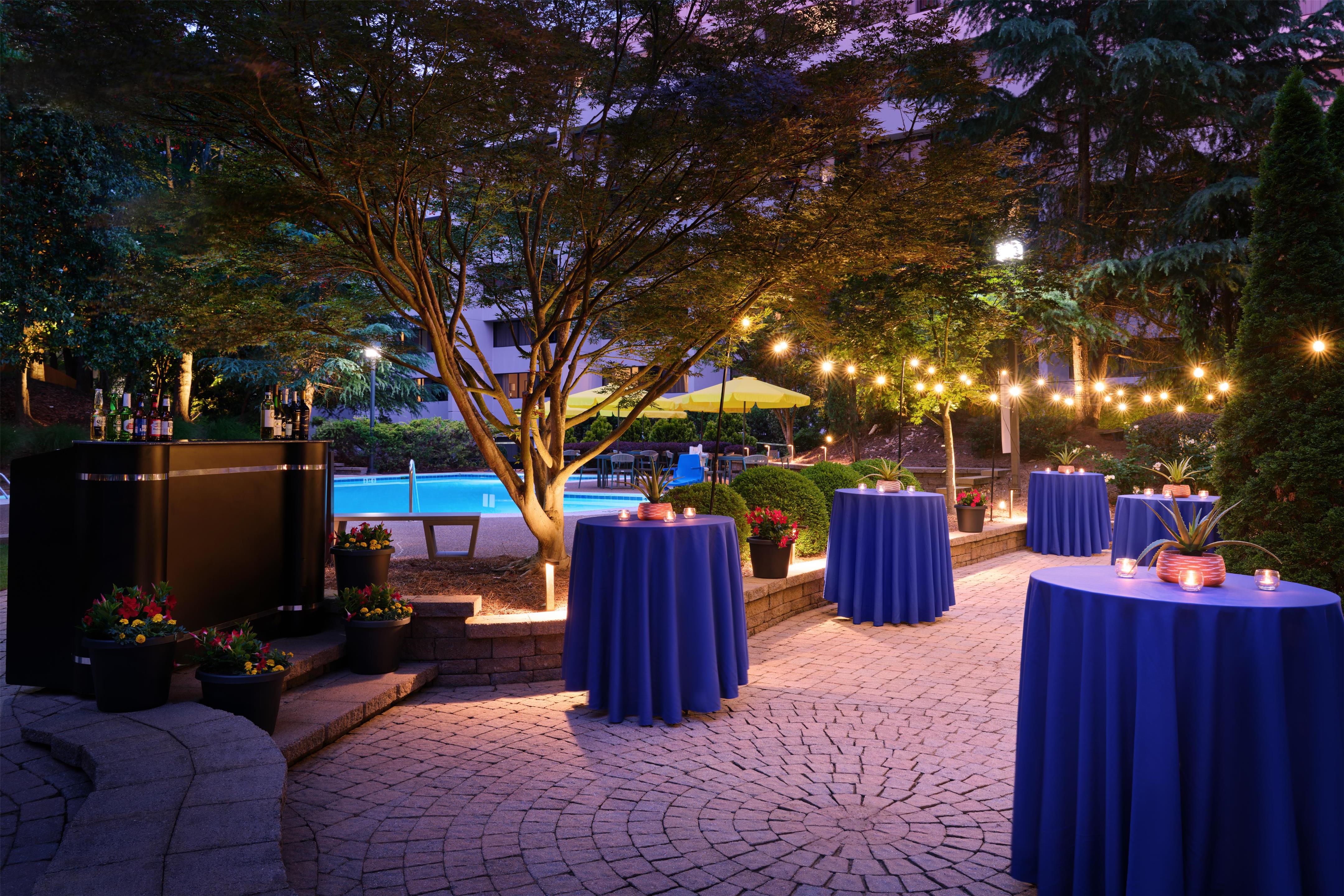 Patio Terrace | Hyatt Regency Suites Atlanta Northwest
