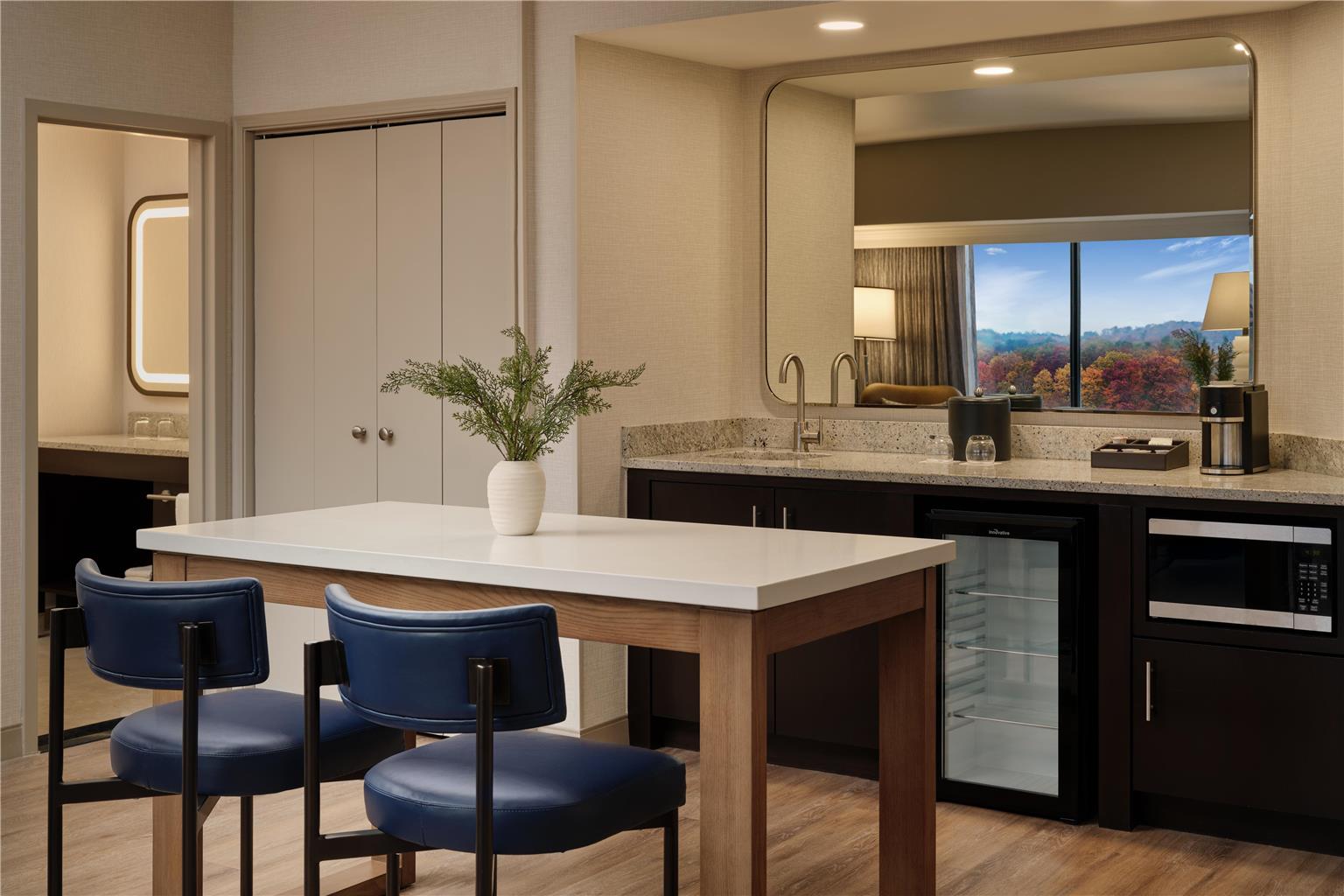HYATT REGENCY SUITES ATLANTA NORTHW-guestroom-Guest Room,Suite,On-Site.jpg
