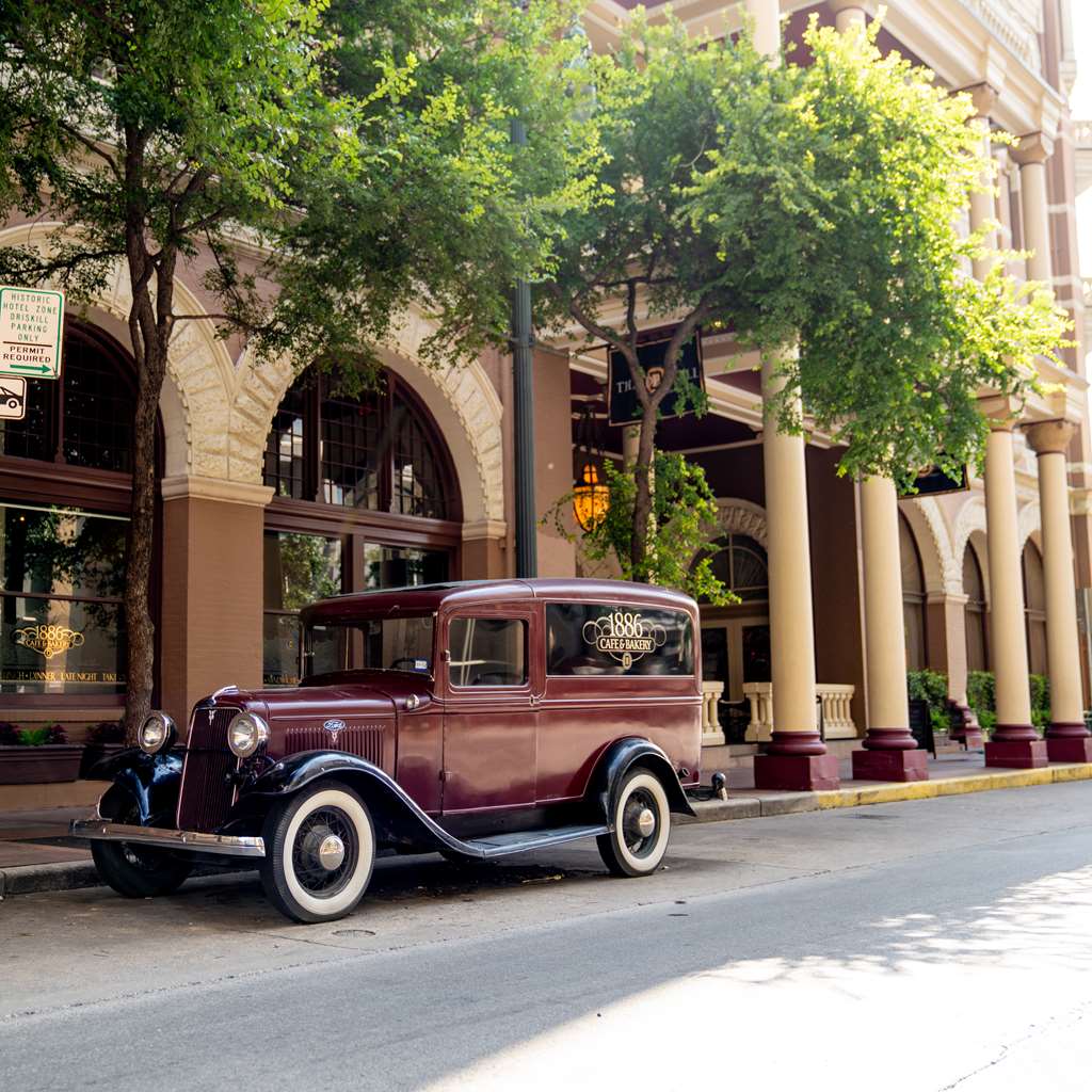Guest photo