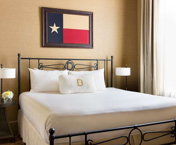 Suite - Driskill Hotel Austin - I-35, Exit 234B