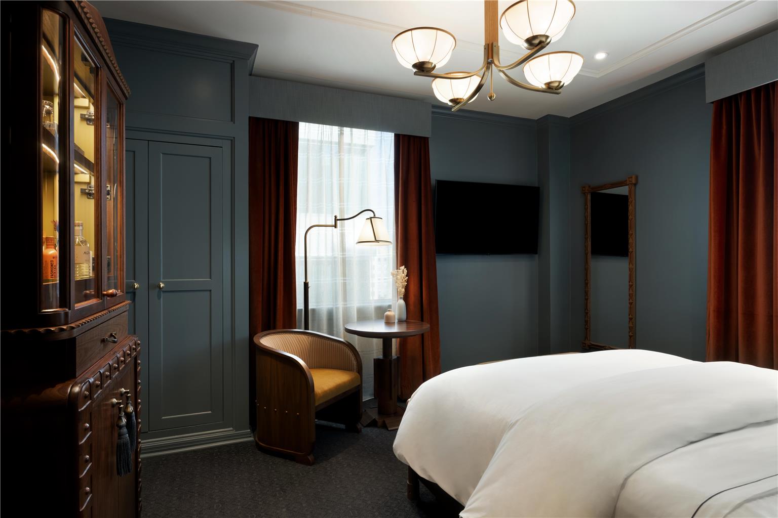 Guest photo