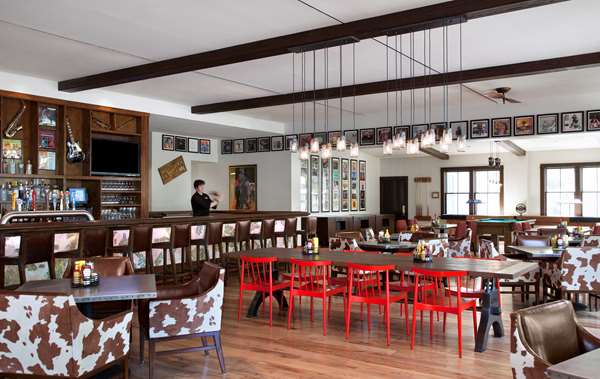 Bar - Hyatt Regency Lost Pines Resort