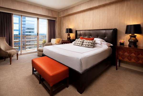 Suite - Hyatt Regency Hotel Bellevue - I-405, Exit 13B