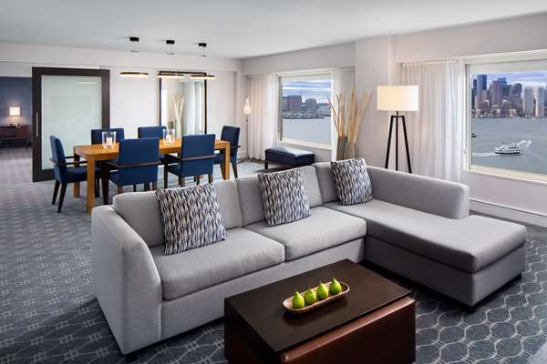 Suite - Hyatt Regency Hotel Boston Harbor