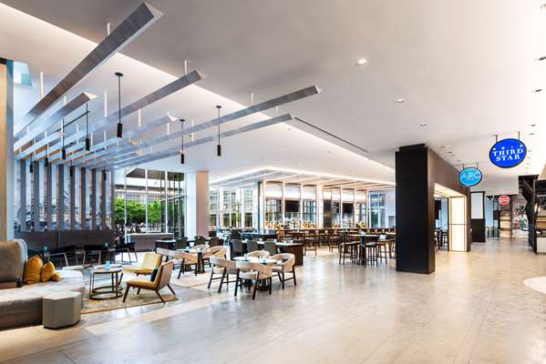 Pool - Hyatt Regency Hotel McCormick Place Chicago - I-55, Exits 293C & 293D