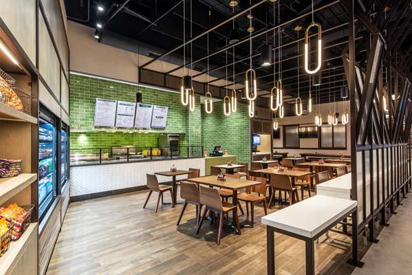 Restaurant - Hyatt Regency Hotel McCormick Place Chicago - I-55, Exits 293C & 293D