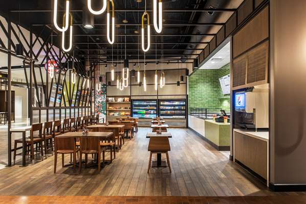 Restaurant - Hyatt Regency Hotel McCormick Place Chicago - I-55, Exits 293C & 293D