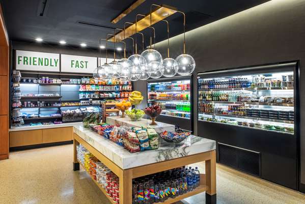 Restaurant - Hyatt Regency Hotel McCormick Place Chicago - I-55, Exits 293C & 293D