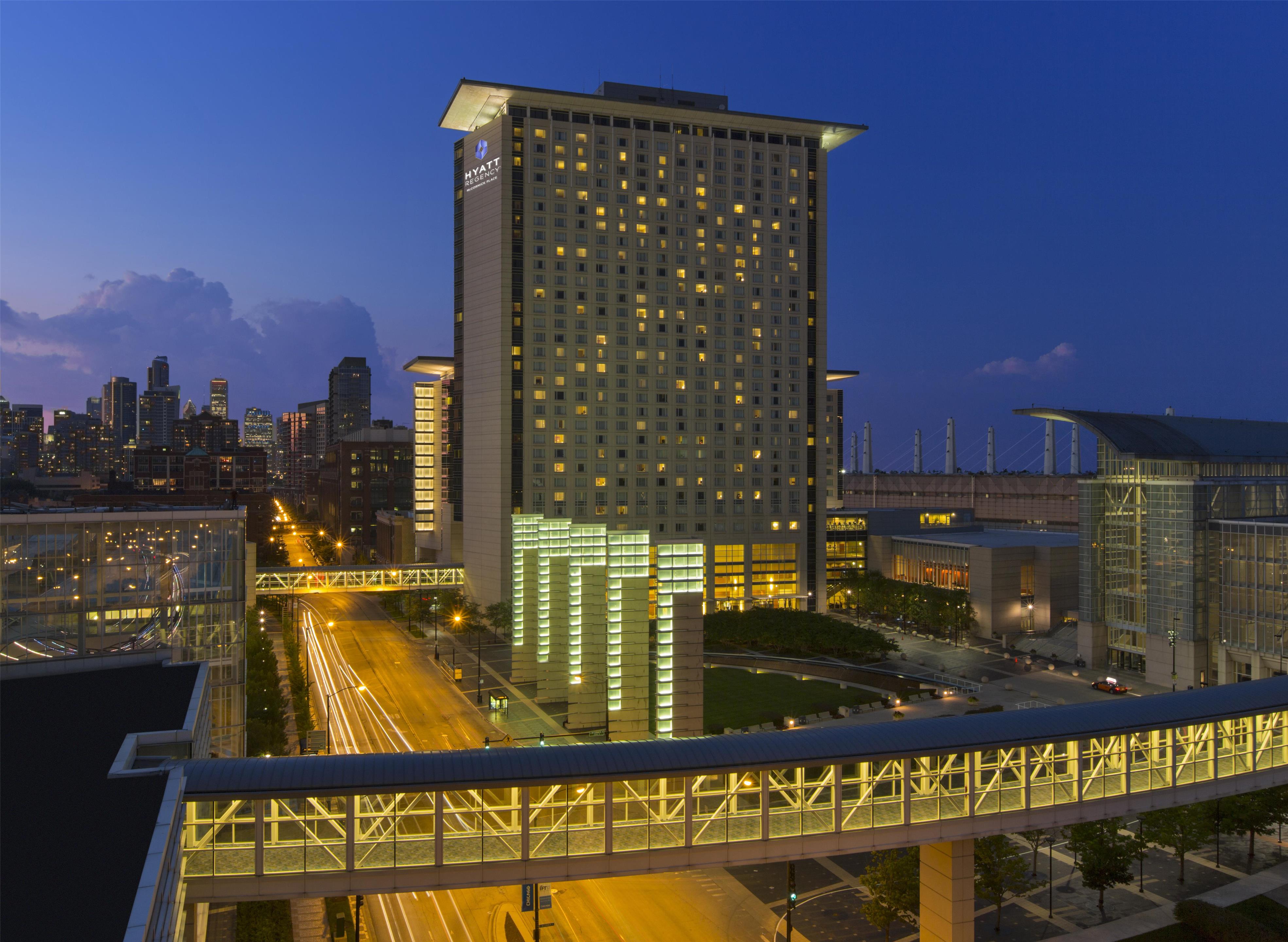 Exterior | Hyatt Regency McCormick Place