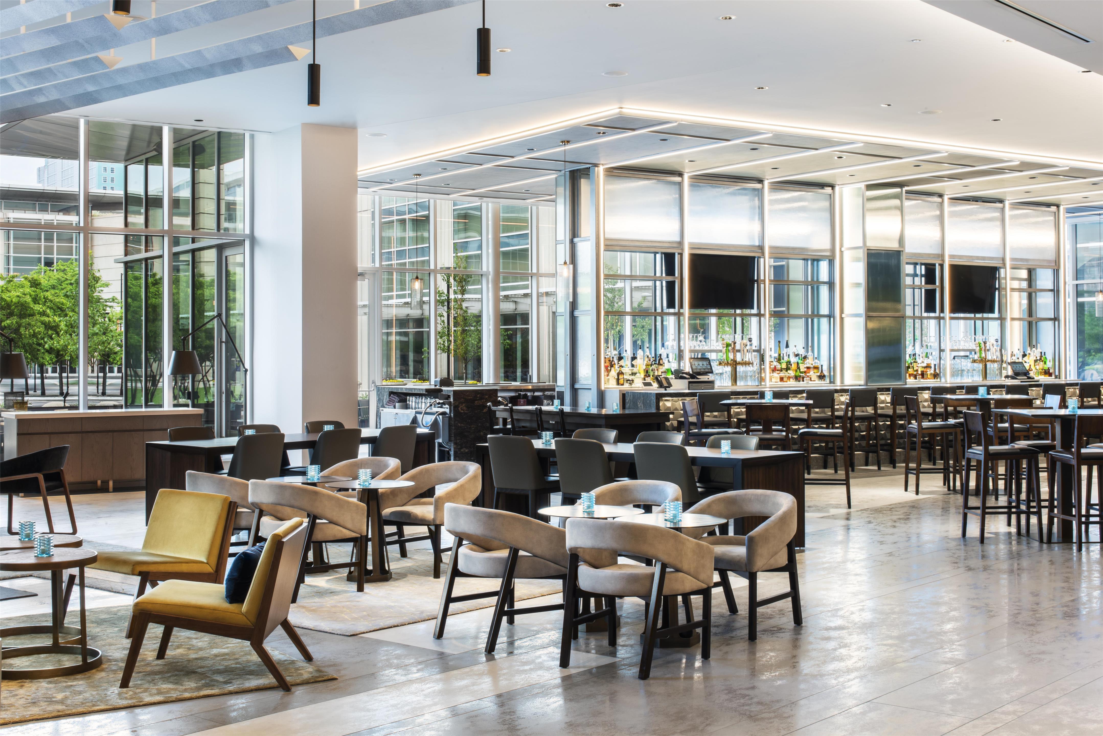 Bar Lounge | Hyatt Regency McCormick Place