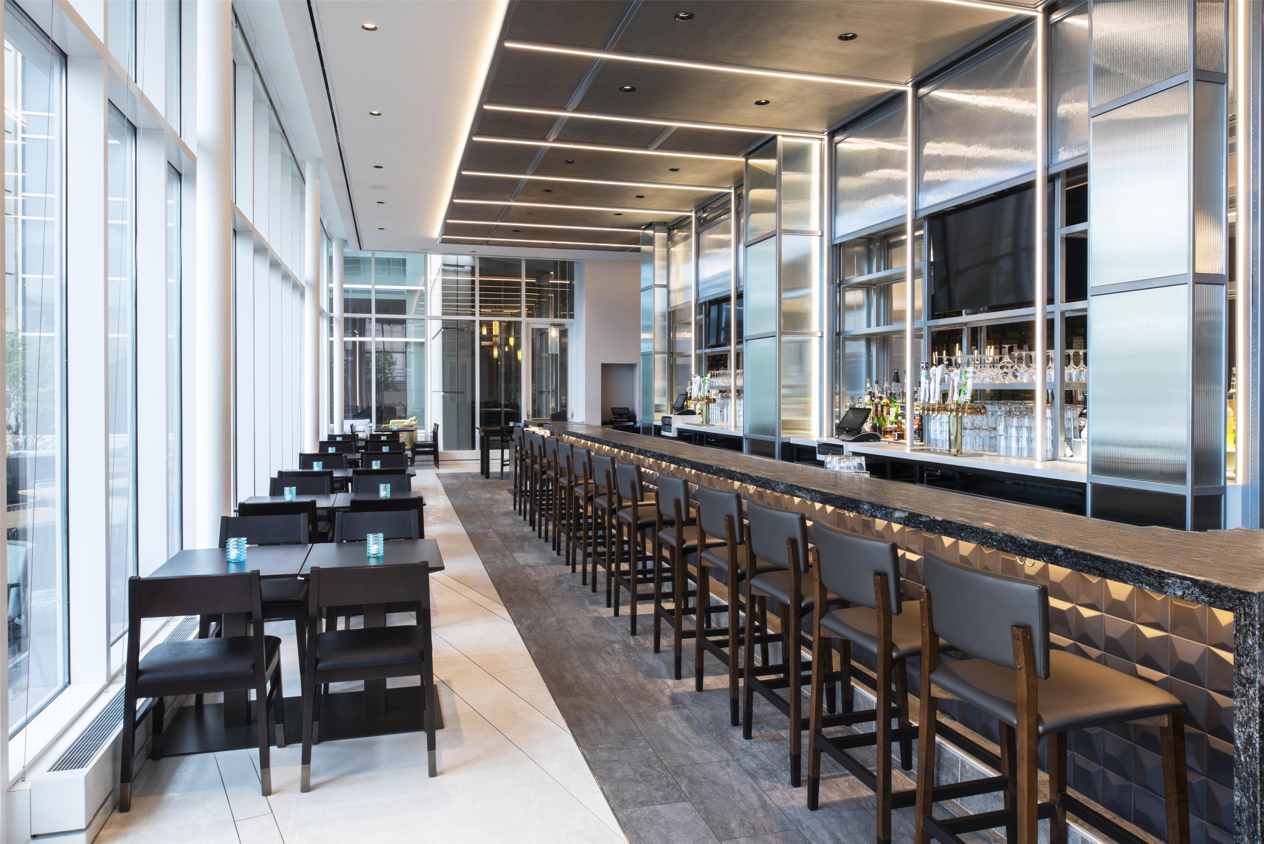 Bar Lounge | Hyatt Regency McCormick Place