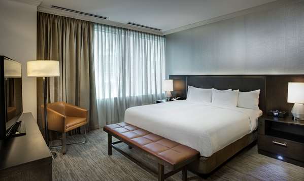  - Hyatt Centric Hotel Chicago Magnificent Mile