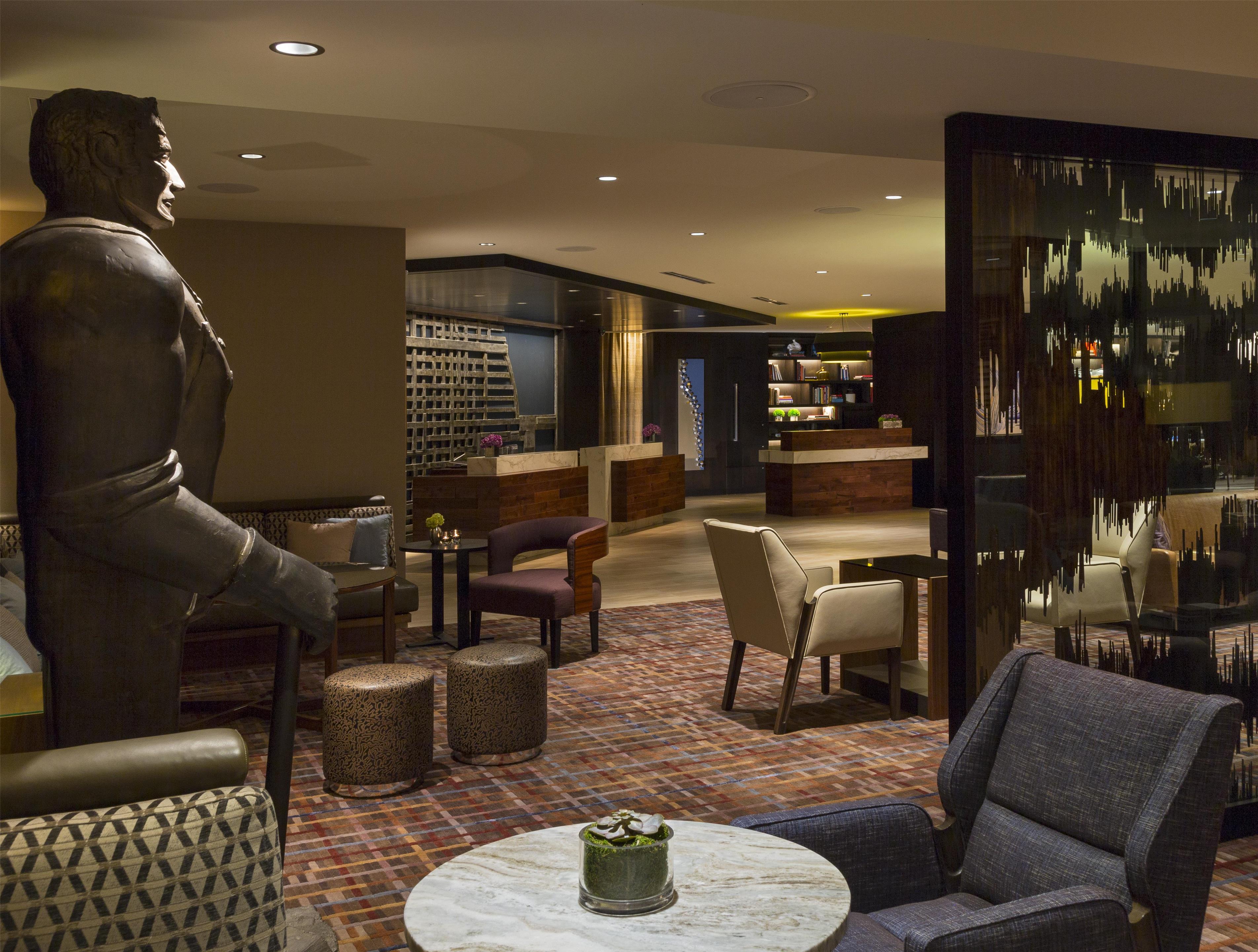 Lobby | Hyatt Centric Chicago Magnificent Mile
