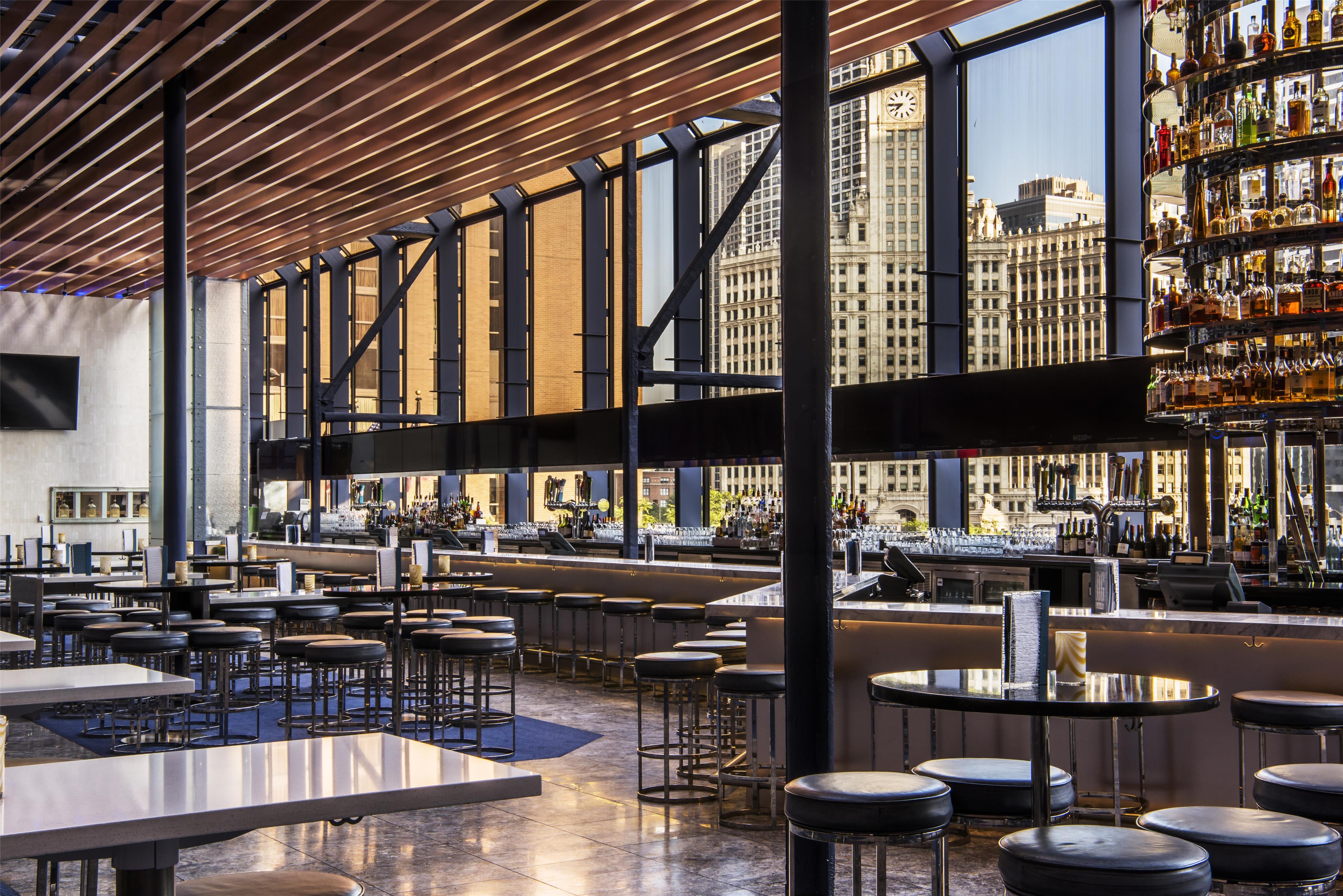 Bar Lounge | Hyatt Regency Chicago