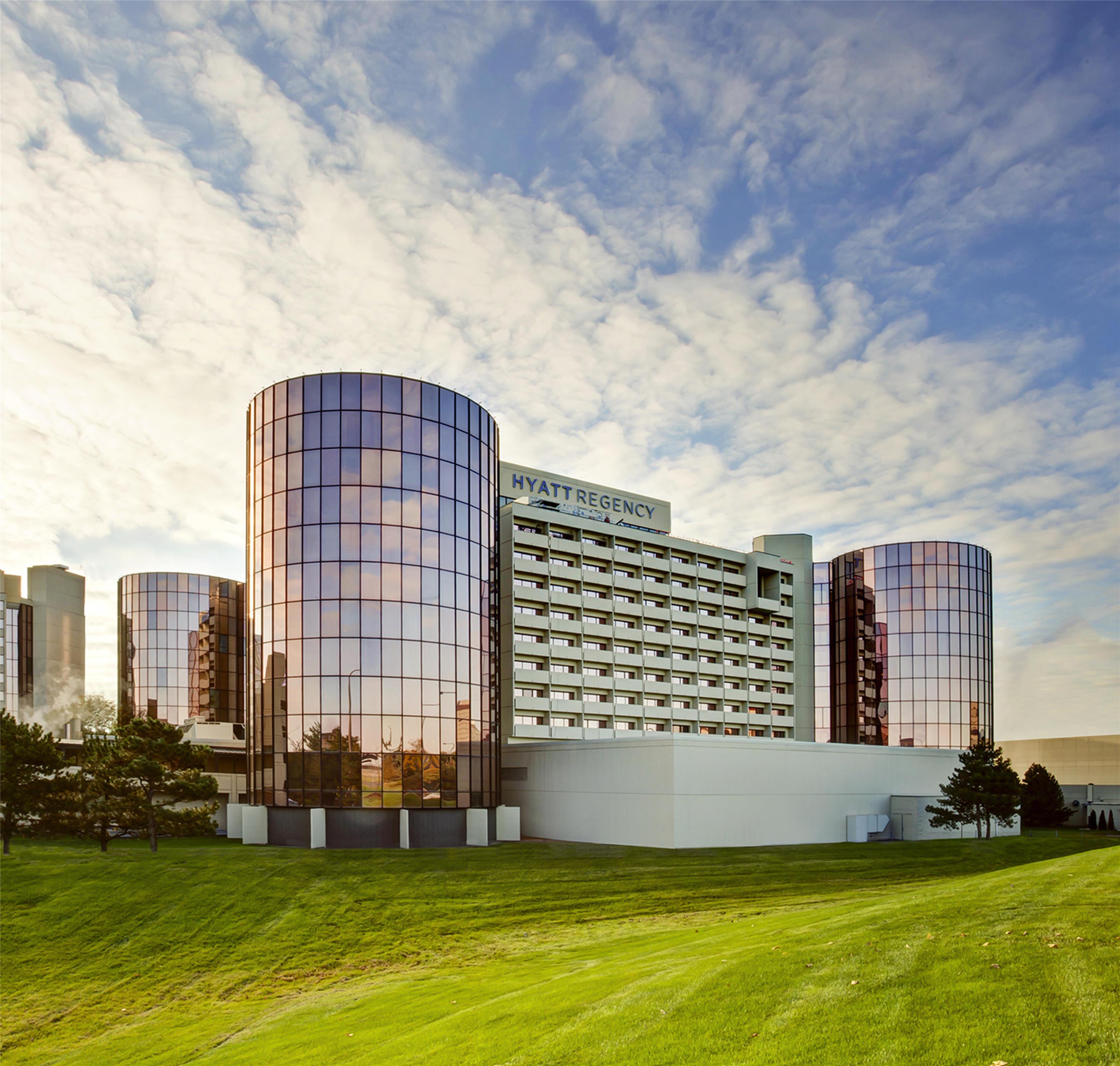 Exterior | Hyatt Regency O'Hare Chicago
