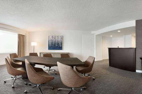 Suite - Hyatt Regency Hotel Schaumburg