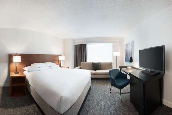  - Hyatt Regency Hotel Schaumburg