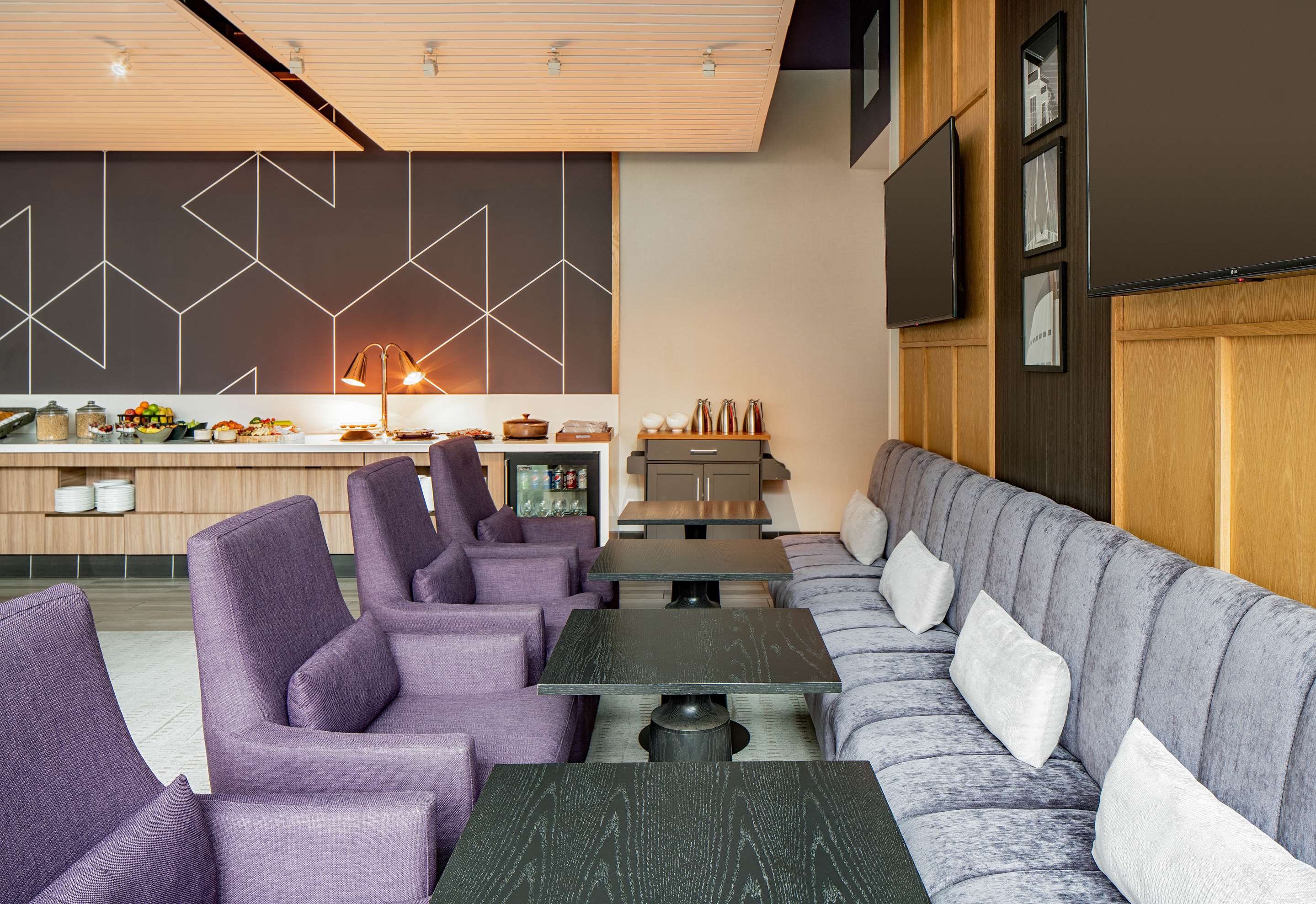 Bar Lounge