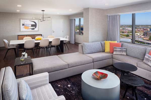Suite - Hyatt Regency Hotel Downtown Columbus - I-670, Exit 4