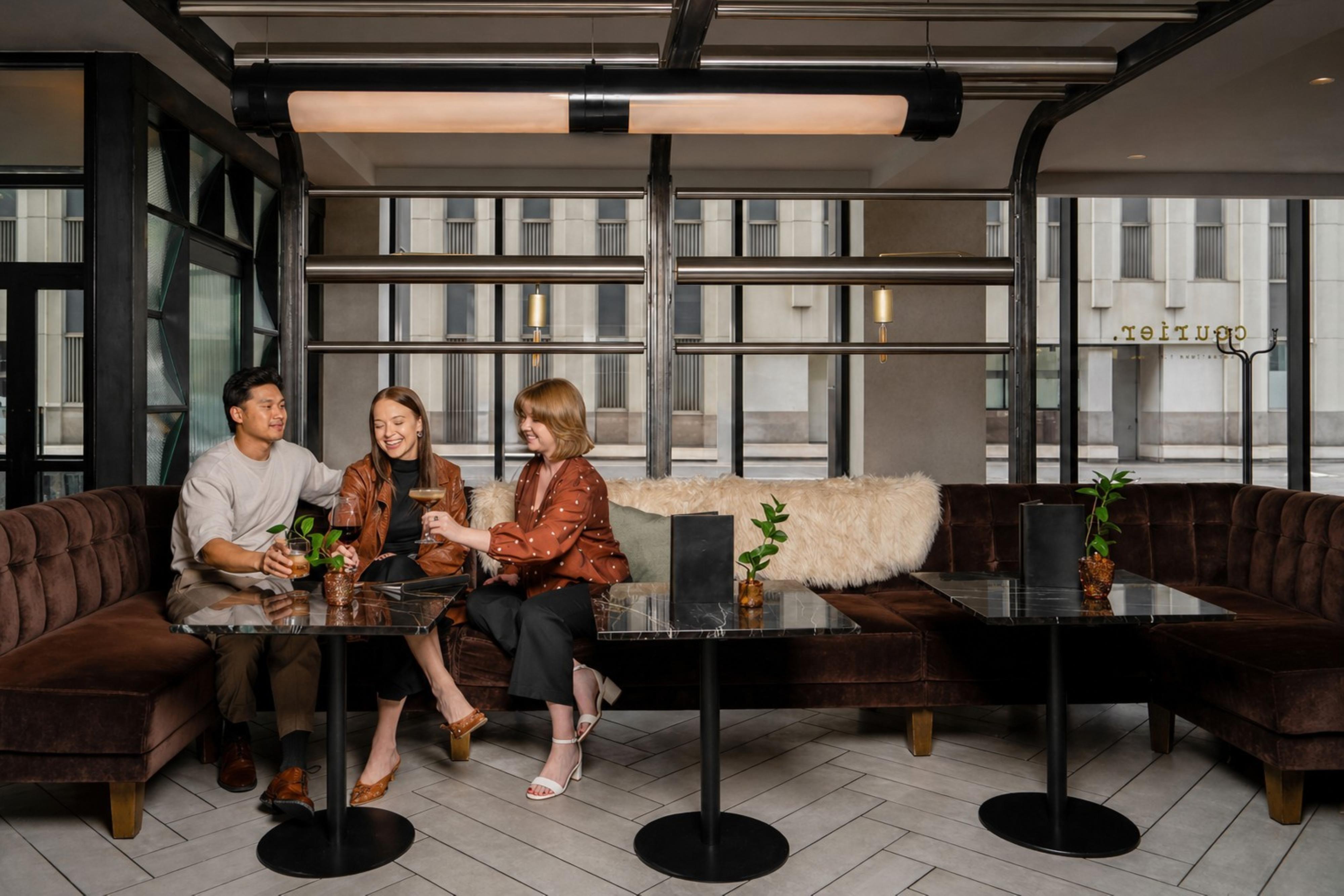 Bar Lounge | Grand Hyatt Denver